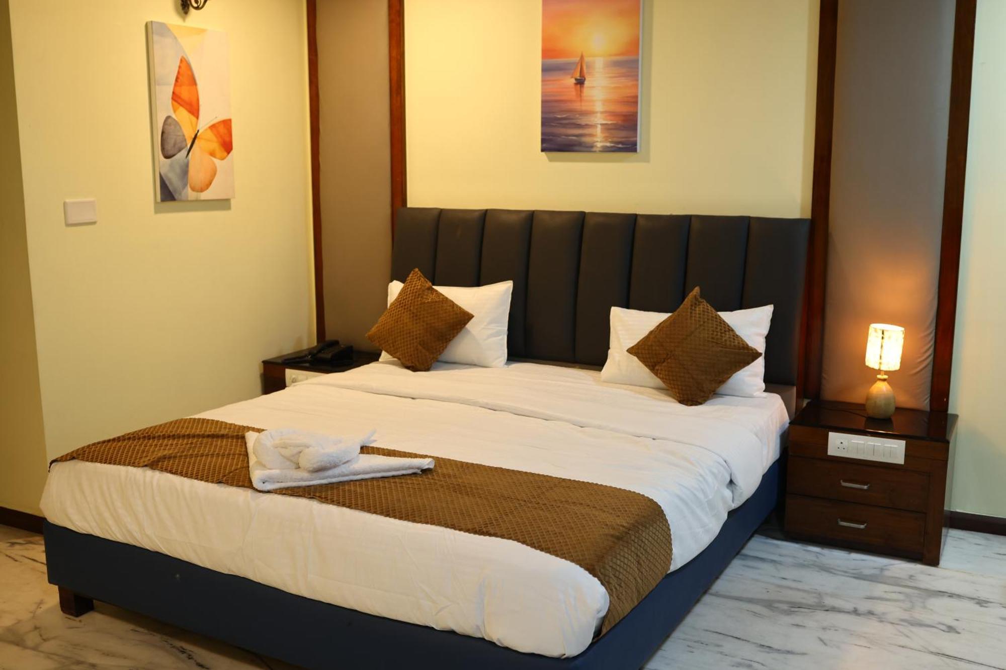 Hotel Lj Dadi'S Grand Višákhapatnam Exteriér fotografie