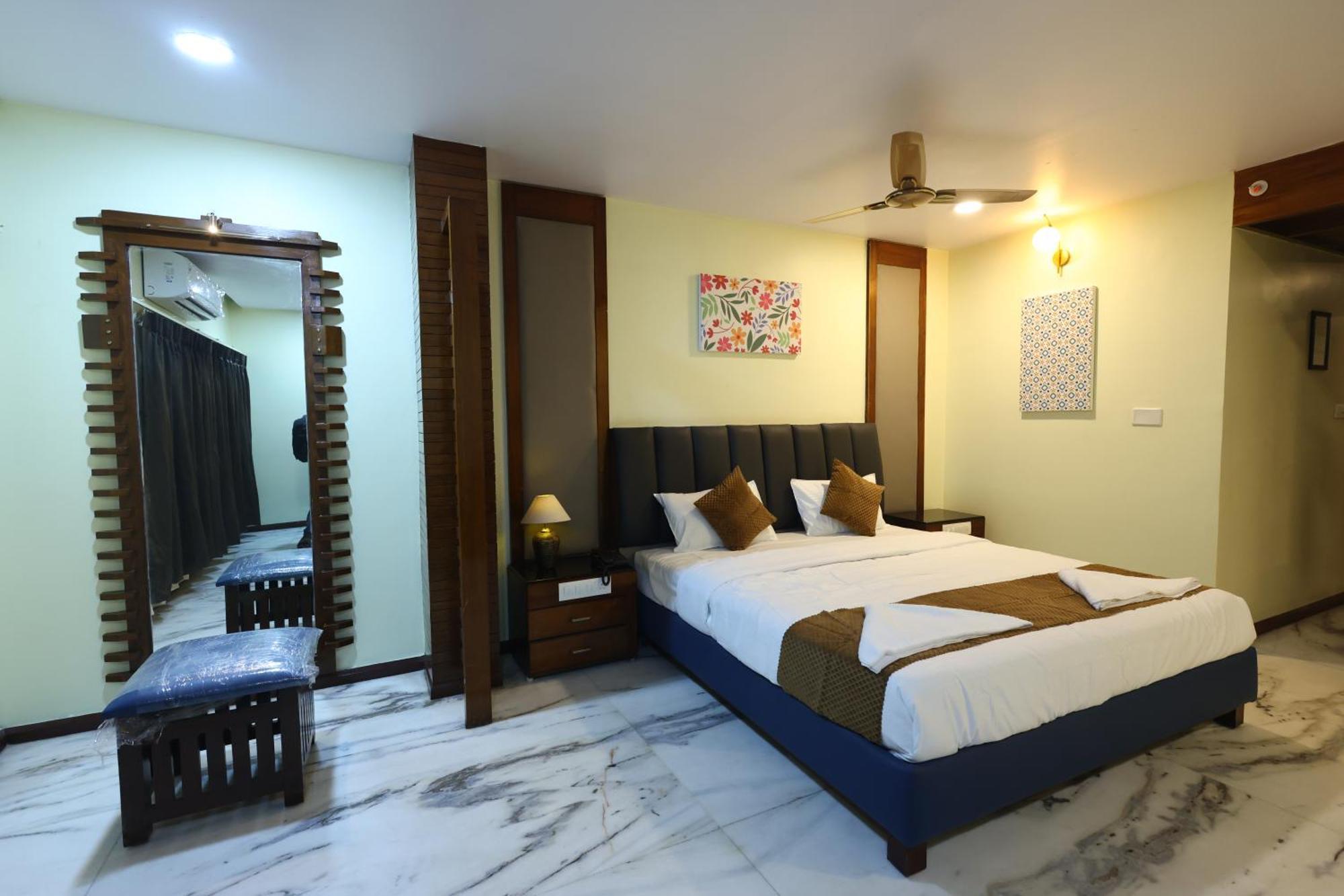 Hotel Lj Dadi'S Grand Višákhapatnam Exteriér fotografie