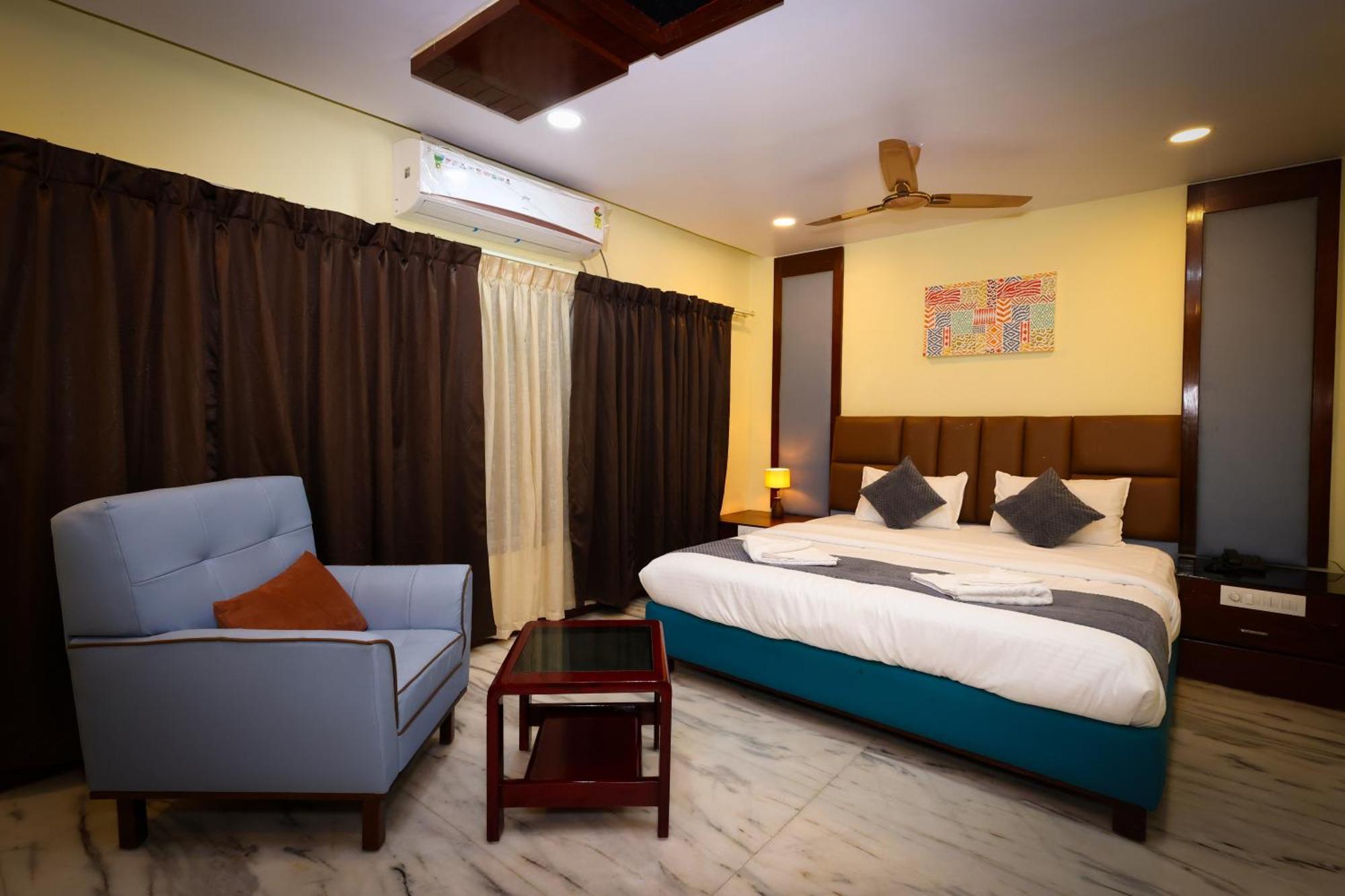 Hotel Lj Dadi'S Grand Višákhapatnam Exteriér fotografie